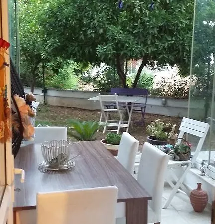 Ozlem House Lägenhet *